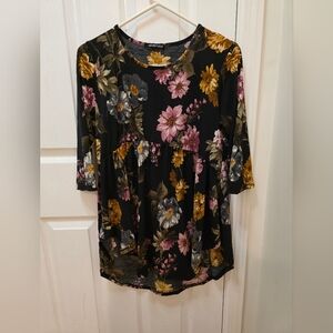 HEIMISH USA Black Floral Blouse
